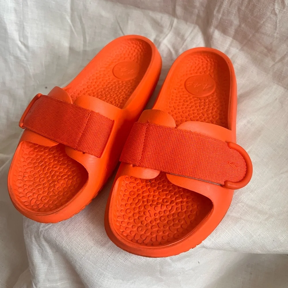 All Birds x KC Cope Unisex slides size 8M / 10W
